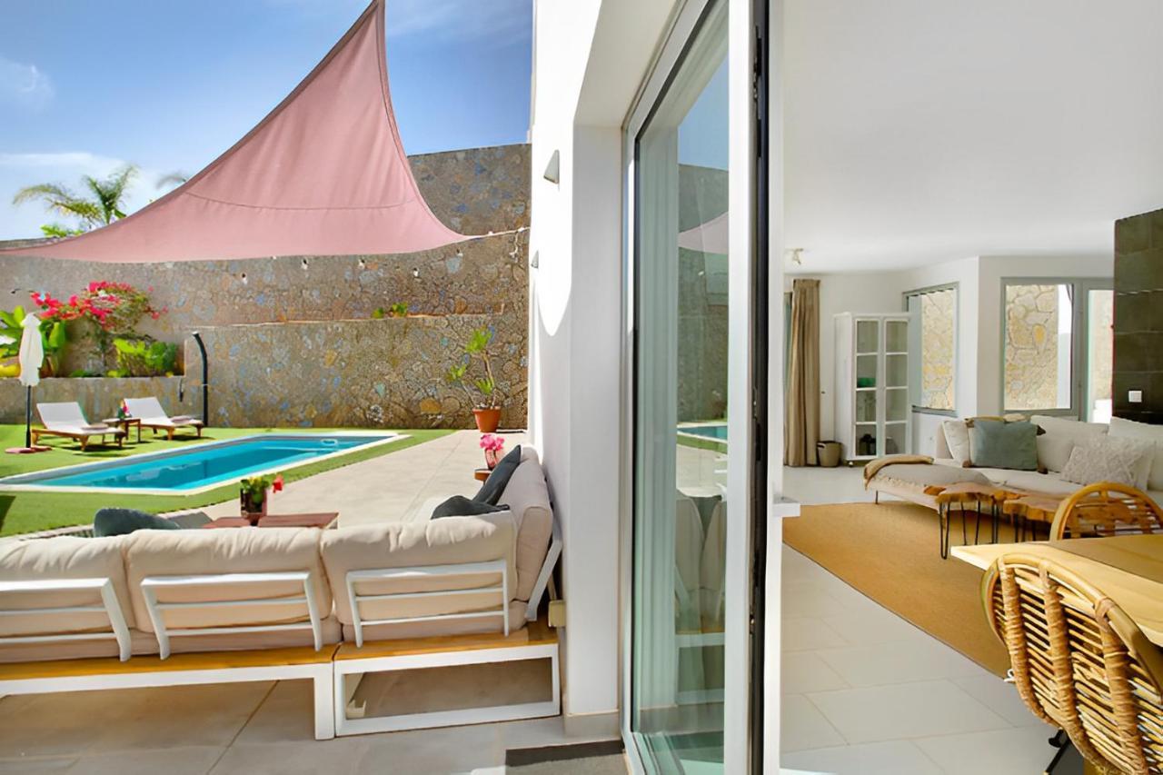 Dream Villa With Heated Pool, Rooftop & Ocean Views Моган Екстер'єр фото