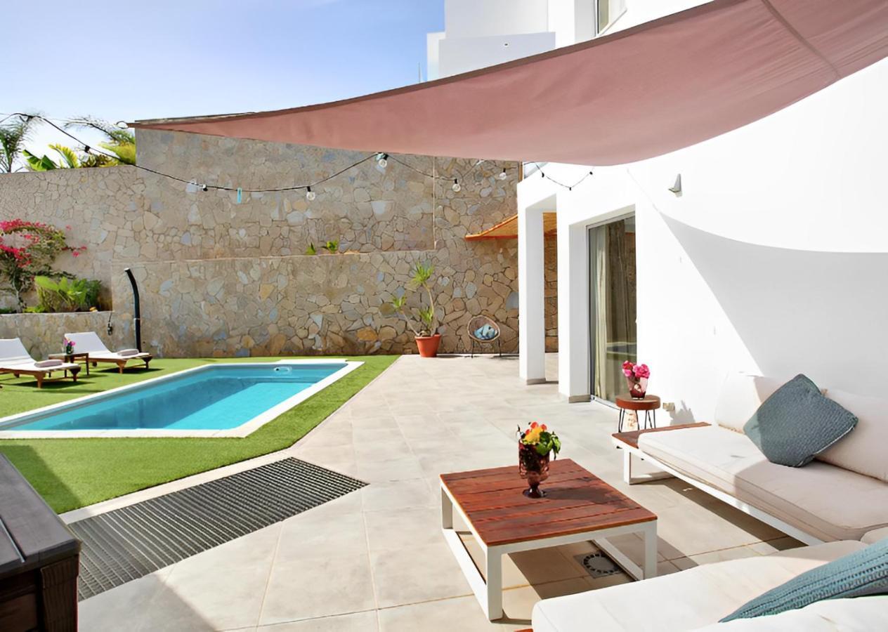 Dream Villa With Heated Pool, Rooftop & Ocean Views Моган Екстер'єр фото