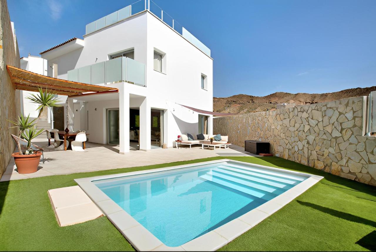 Dream Villa With Heated Pool, Rooftop & Ocean Views Моган Екстер'єр фото